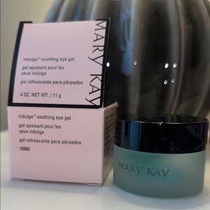 Mary Kay Indulge Soothing Eye Gel - Refreshing Green